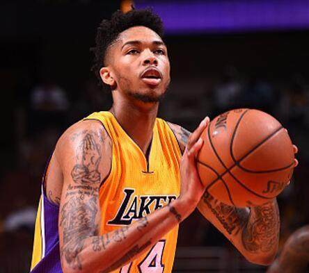 更要在逆境 更要在逆境